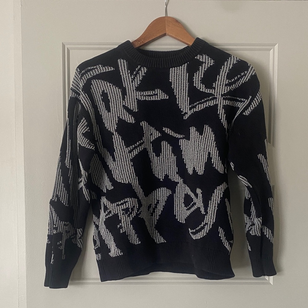 Zara Black and White Graphic Crewneck Sweater